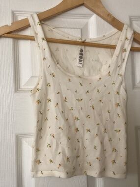 Skims top yellow ditsy marigolds flowers size medium